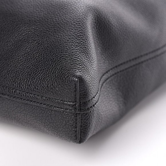 Gucci Logo Print Leather Tote Bag in Black NEW WITH DUST BAG - Picture 8 of 9